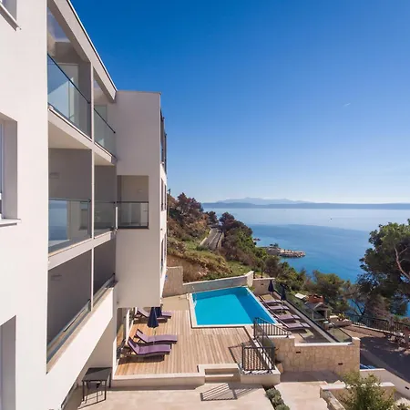 Hotell Cascada 3*