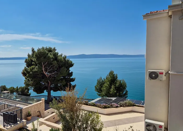 Cascada Hotel Podgora (Split-Dalmatia)