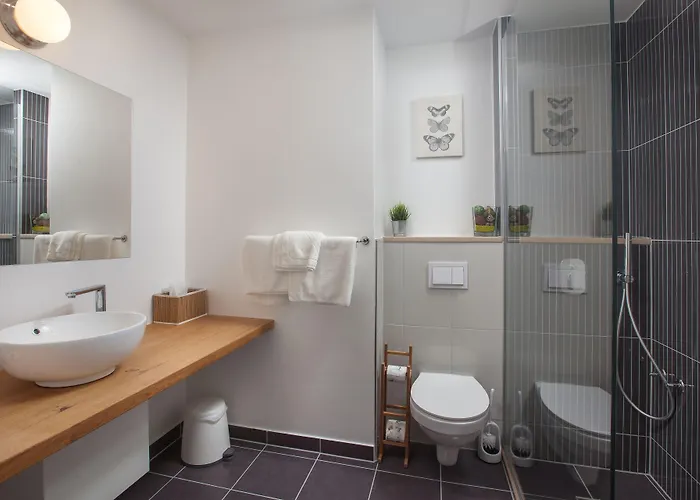 Hotel Cascada Podgora (Split-Dalmatia)
